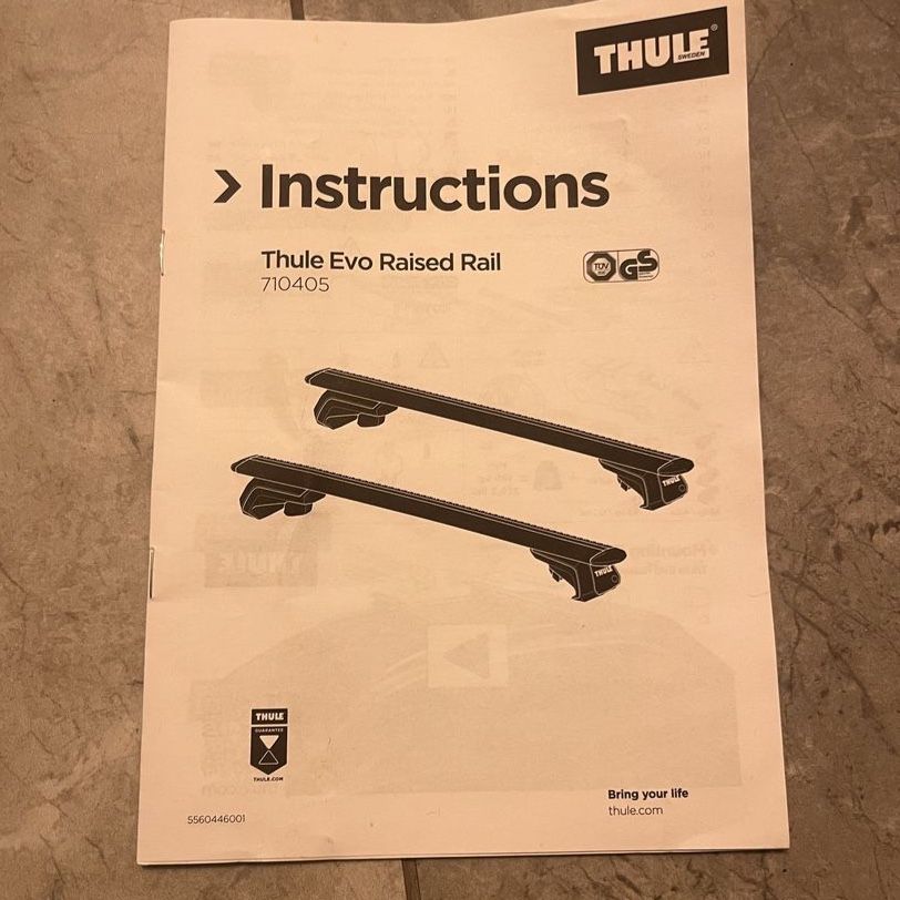 Thule Wingbar Evo Crossbar + Raised Rail