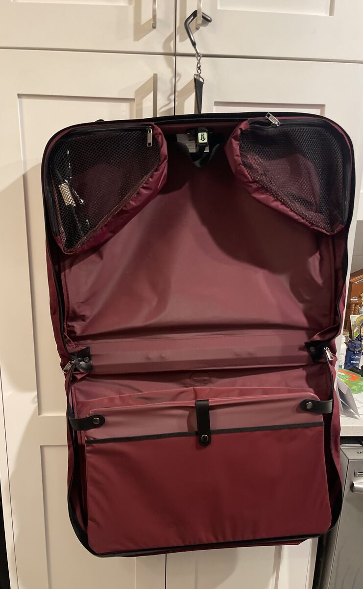 Two NEW Traveling  American Tourister Garment Bags