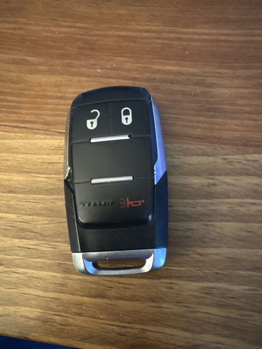 Dodge Ram OEM Key Fob FCC ID GQ4-76T