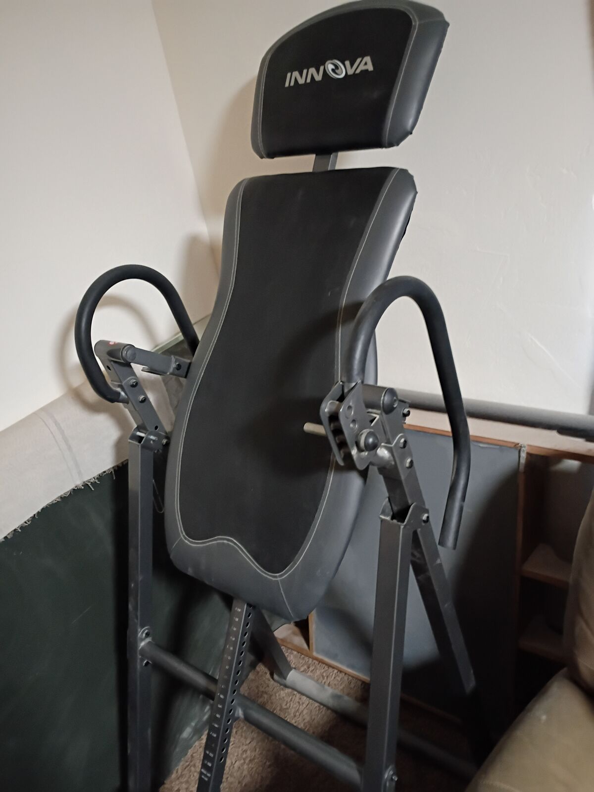 Inversion table