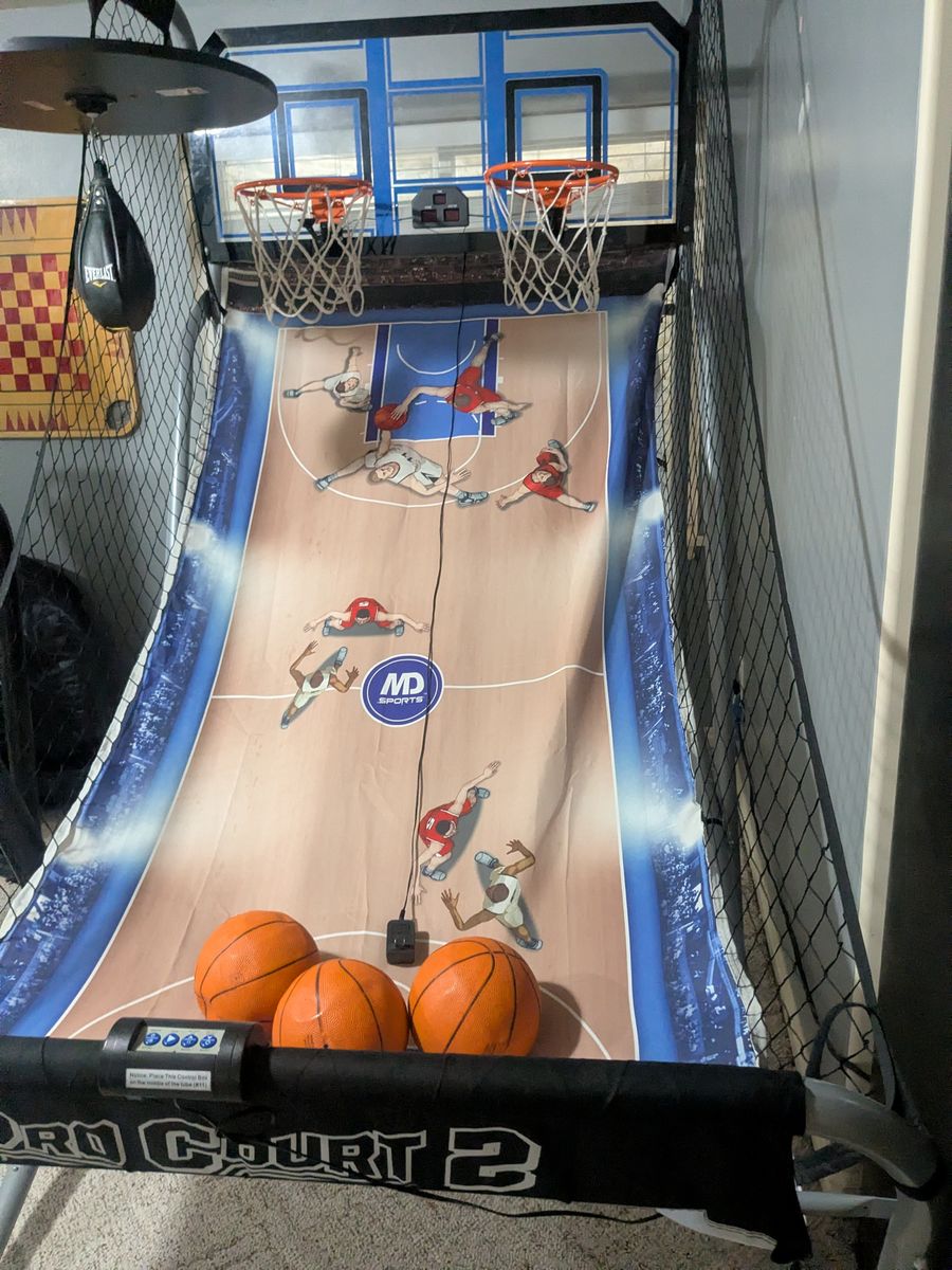 Indoor basketball hoop