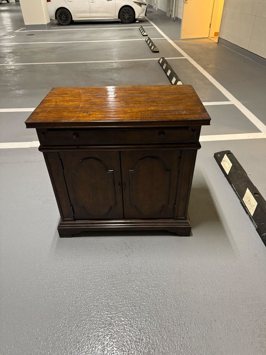 Solid Wood - Walnut Mid-Century Modern Wooden Sideboard / Buffet Cabinet