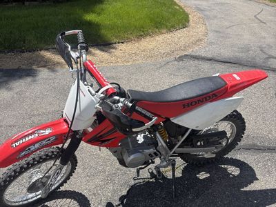 Honda CRF80F Dirt Bike Red/White