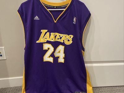 Men’s XL - LA Laker’s Adidas - Kobe Bryant Jersey