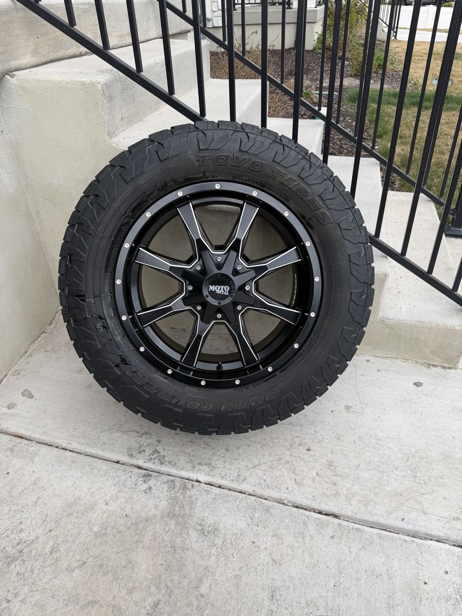 Dodge Ram 3500 Rims and Tires 275/65R20 Toyo AT3