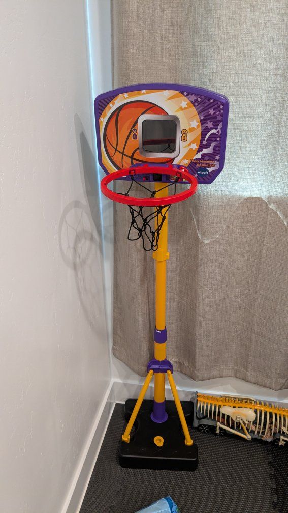 VTech Hoop Madness Basketball Stand Set for Toddlers