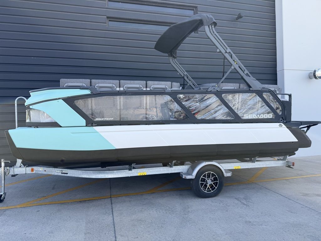 2026 Sea-Doo Switch Sport™ 21 - 300 hp - Tech Painted