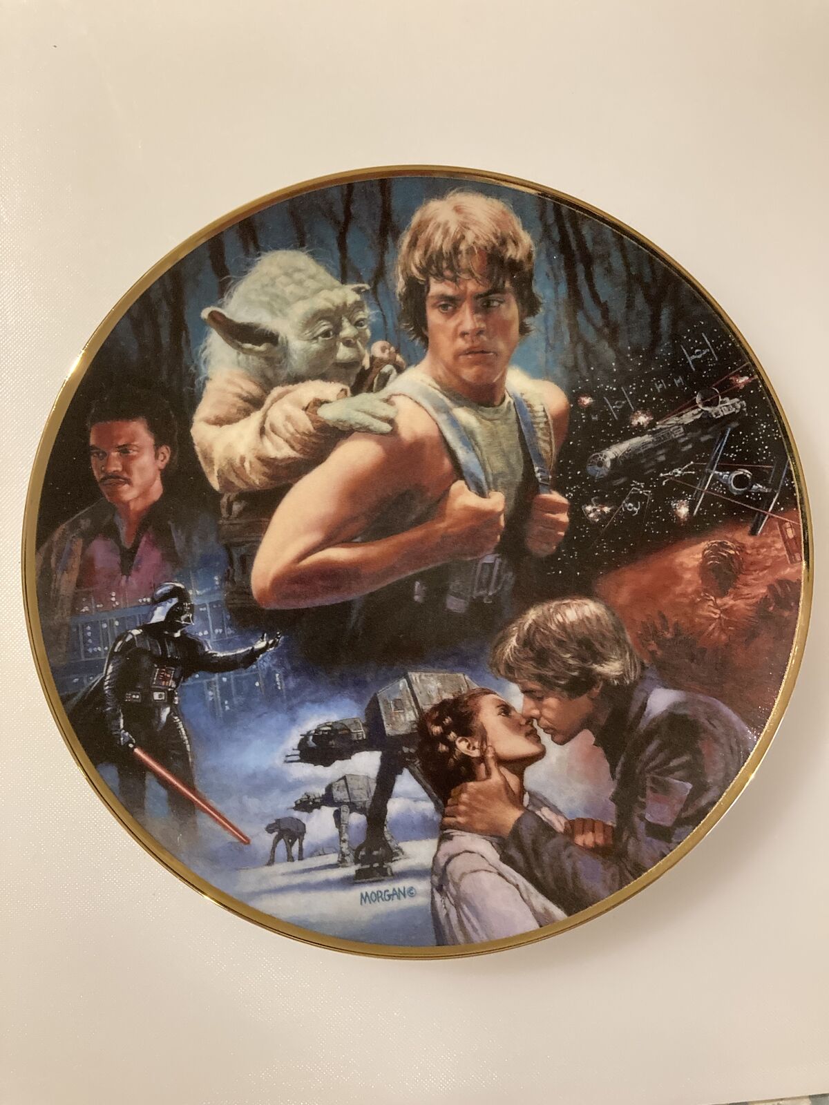 Vintage STAR WARS - THE EMPIRE STRIKES BACK Porcelain Collectors Plate-1992 -COA