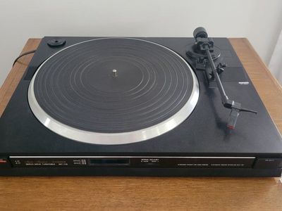 Fisher Studio Standard MT-715 Servo Drive Turntable Record Player