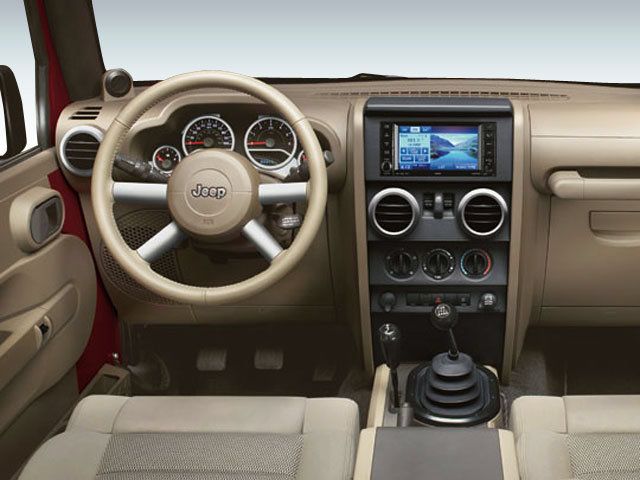 Main image 4
