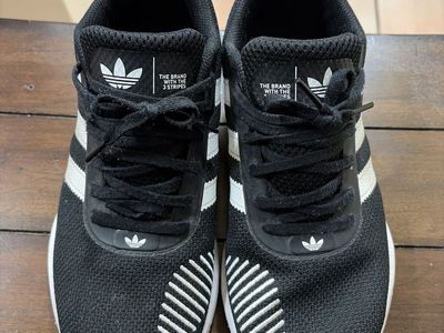 Adidas Size 9