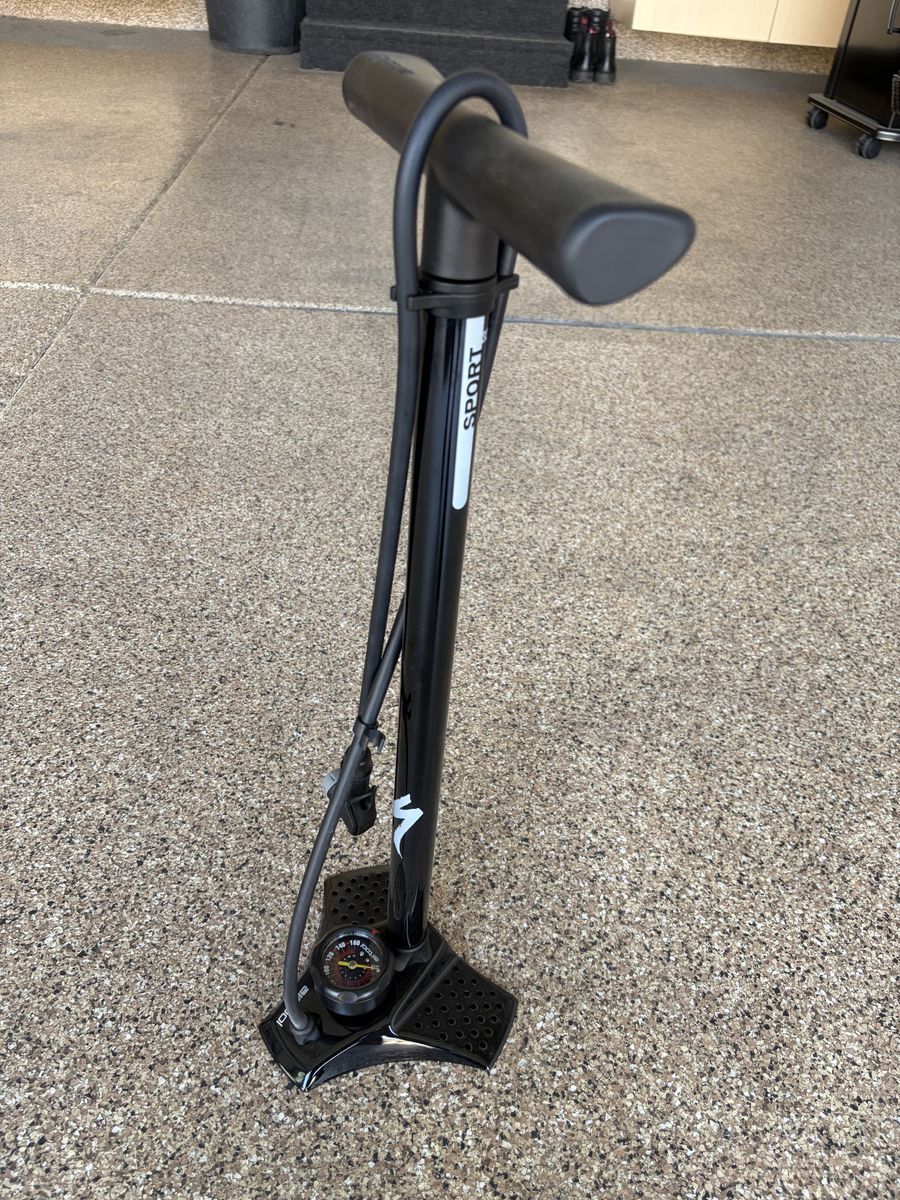 Specialized AirTool Sport Floor Pump with Gauge