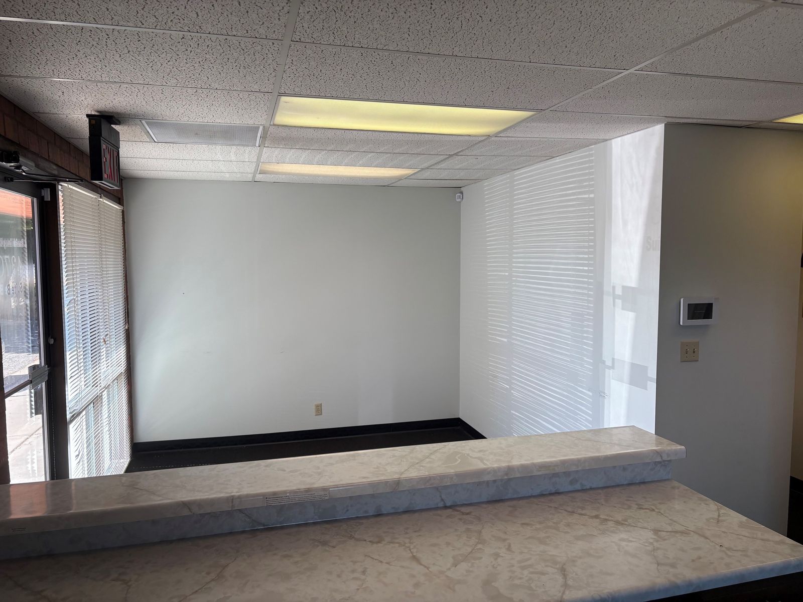 Main image 6