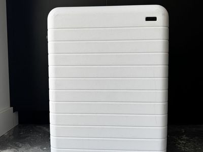 Away Medium Luggage