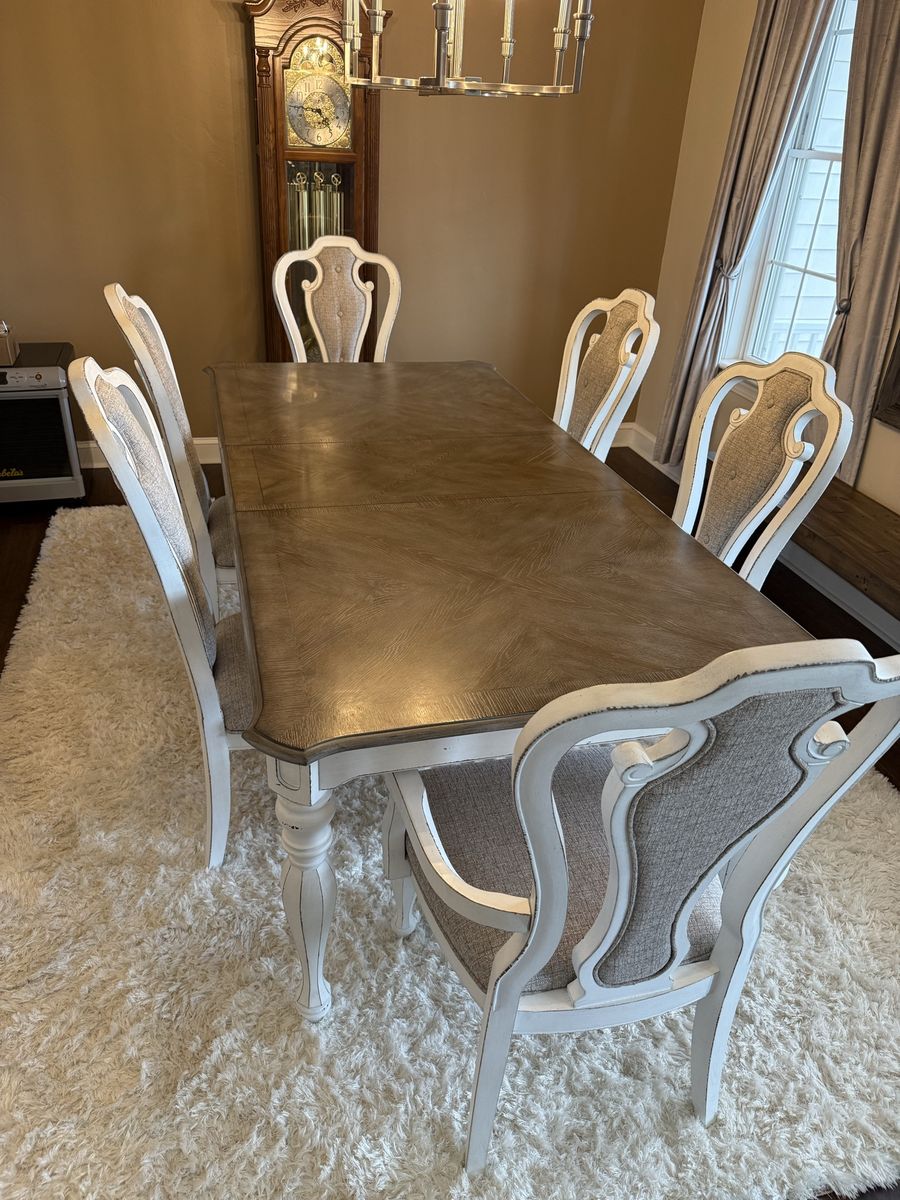 Dining room set