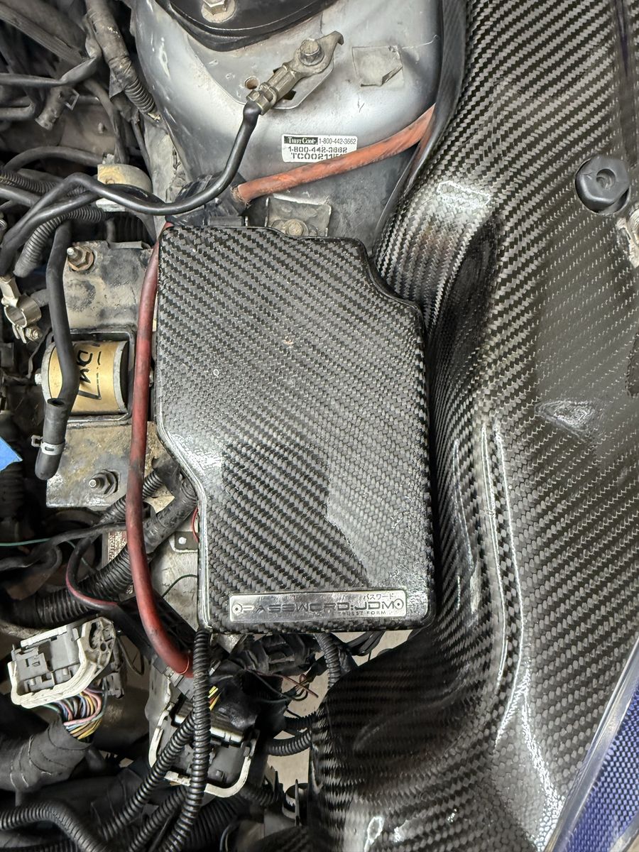 Main image 4