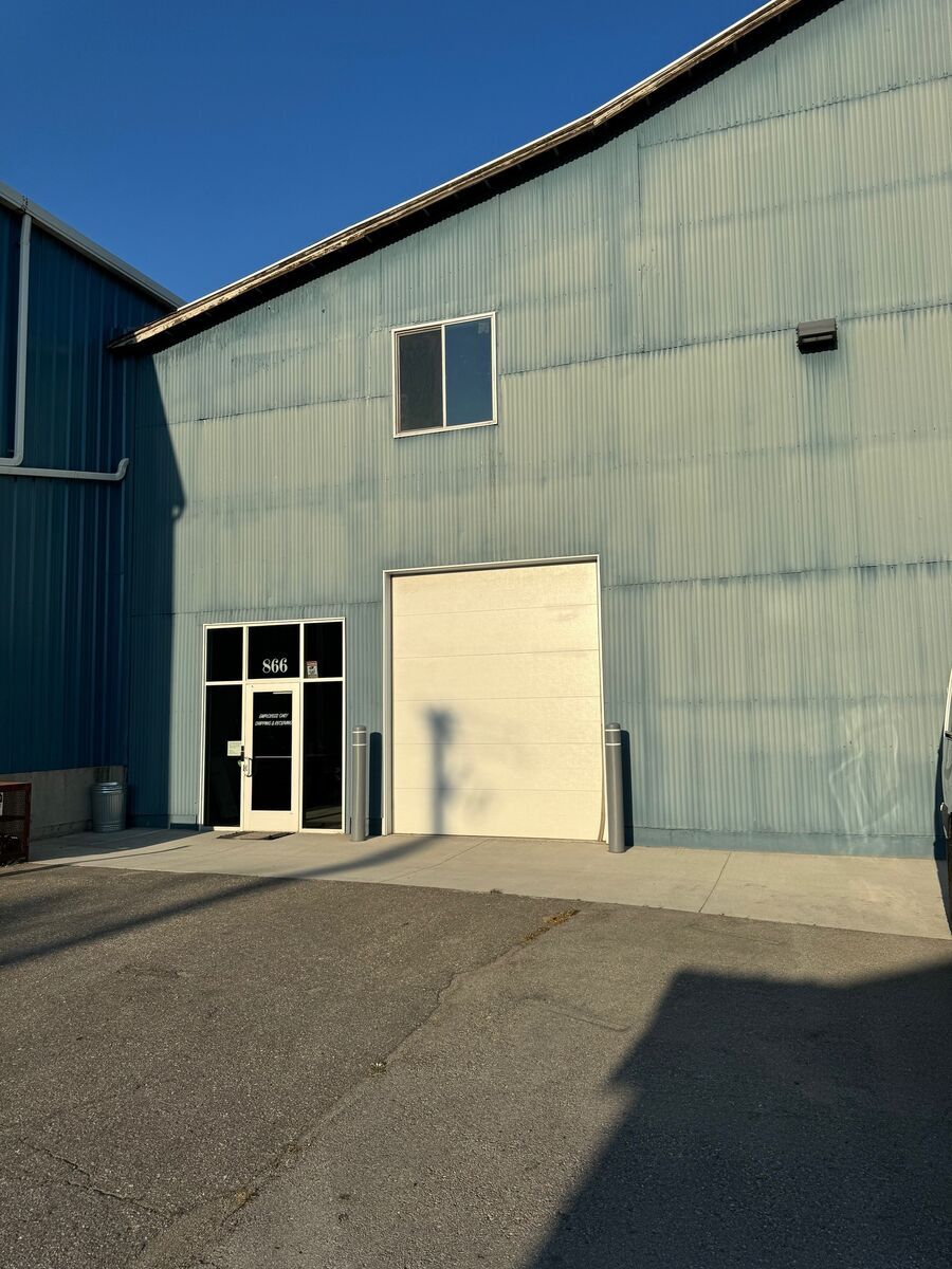 2,800 SF Warehouse with 2,400 SF of Free Temp Controlled Mezzanine- SLC Granary