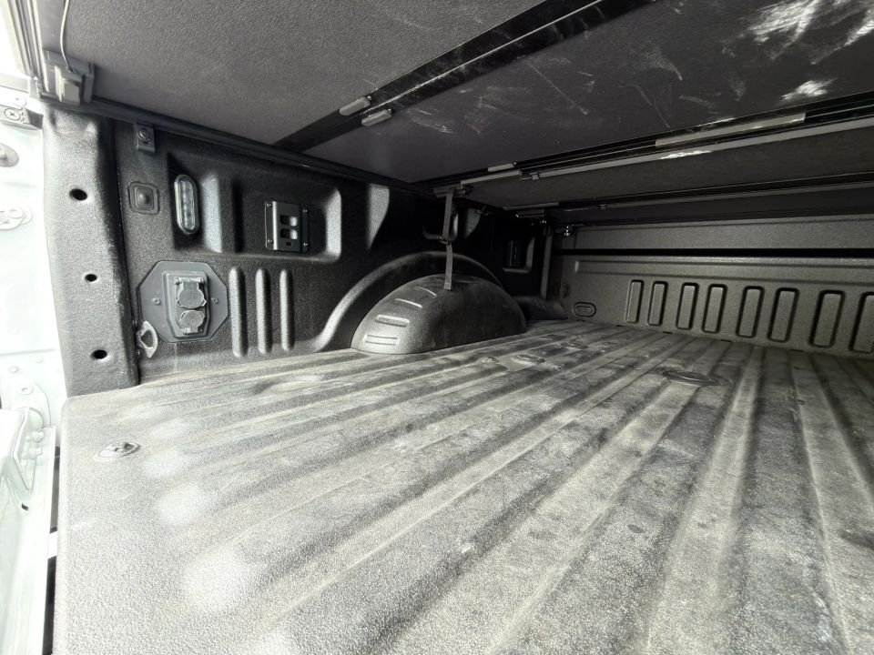 Main image 21