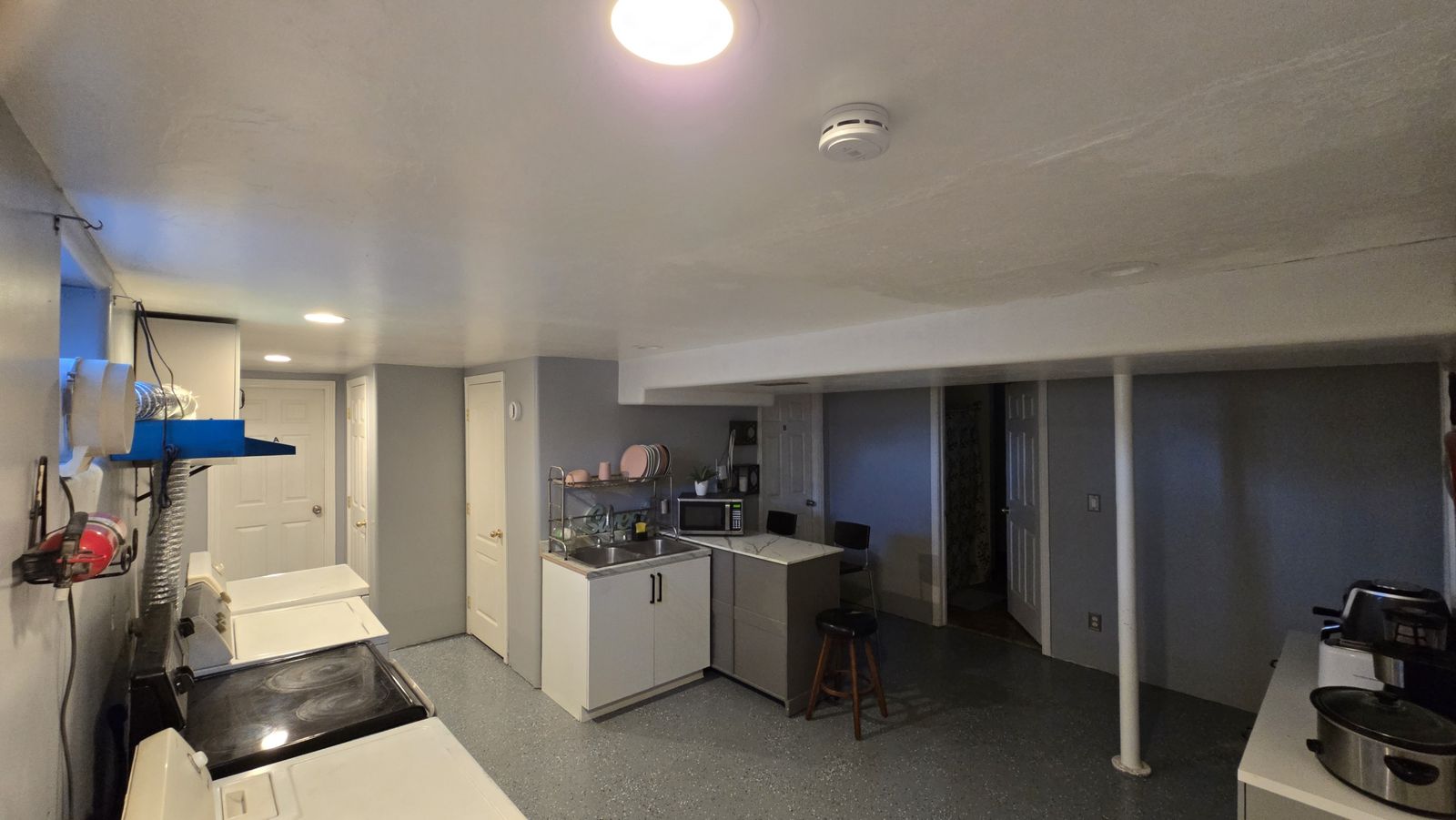 Fully furnished room for rent, utilities included