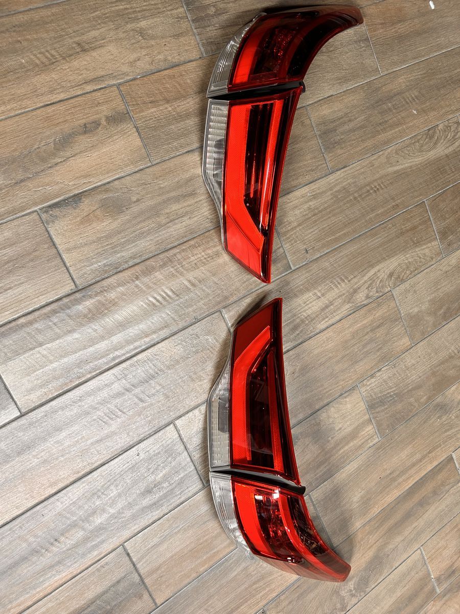 2014-2019 Toyota Highlander Tail Lights