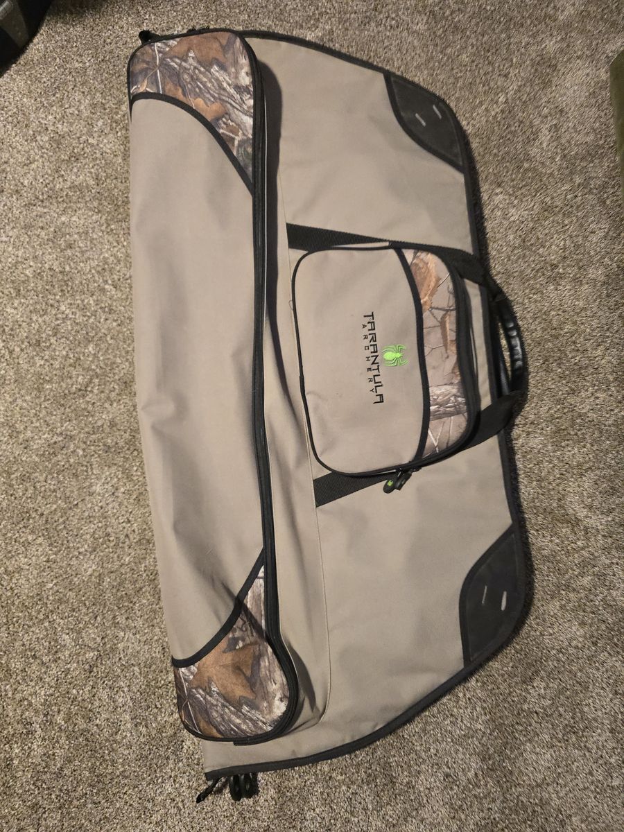 Tarantula Archery Bag Bow Case