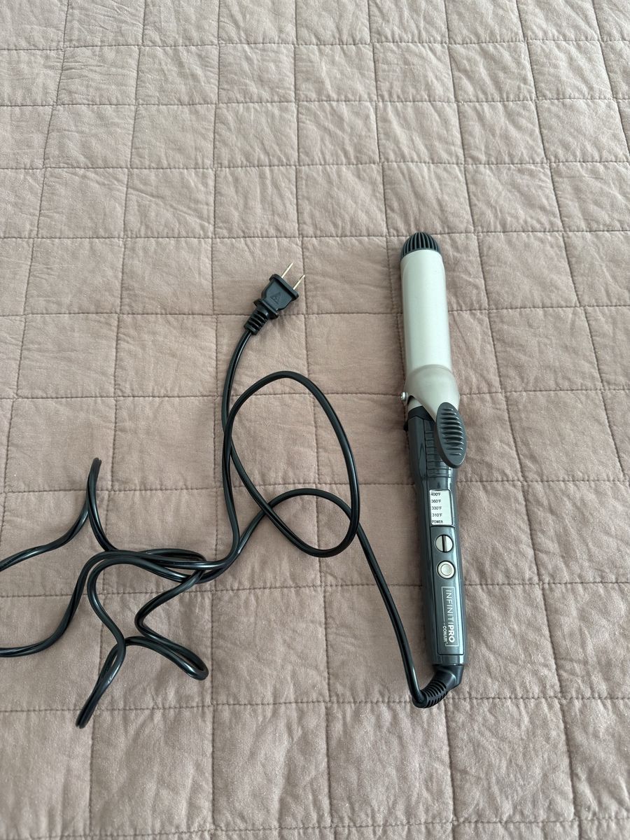 Conair InfinitiPRO Curling Iron, Cream/Black - Used, Good Condition