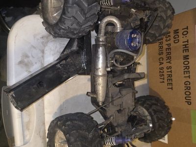 2 Used Nitro RC Car