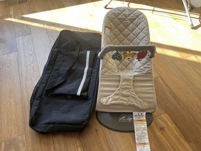 Baby Bjorn Bouncer Bliss Bundle with toy bar and storage bag