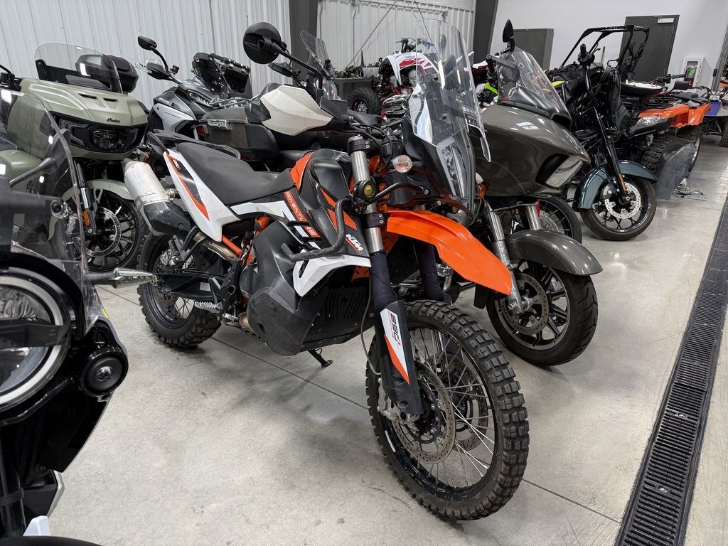 2021 KTM 890 Adventure R
