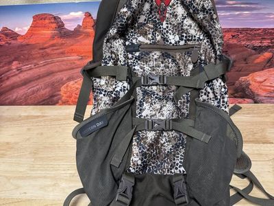 Badlands Eastern Day Backpack