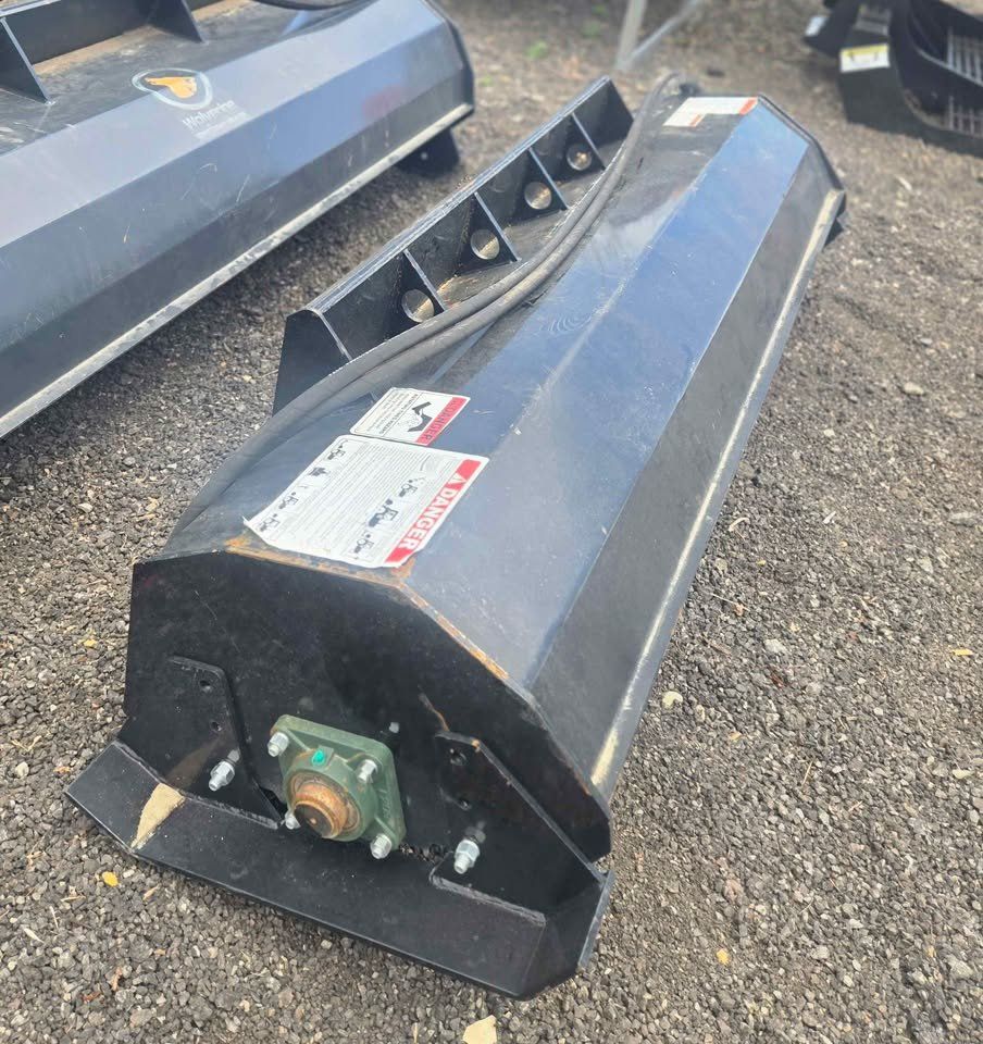 Main image 4