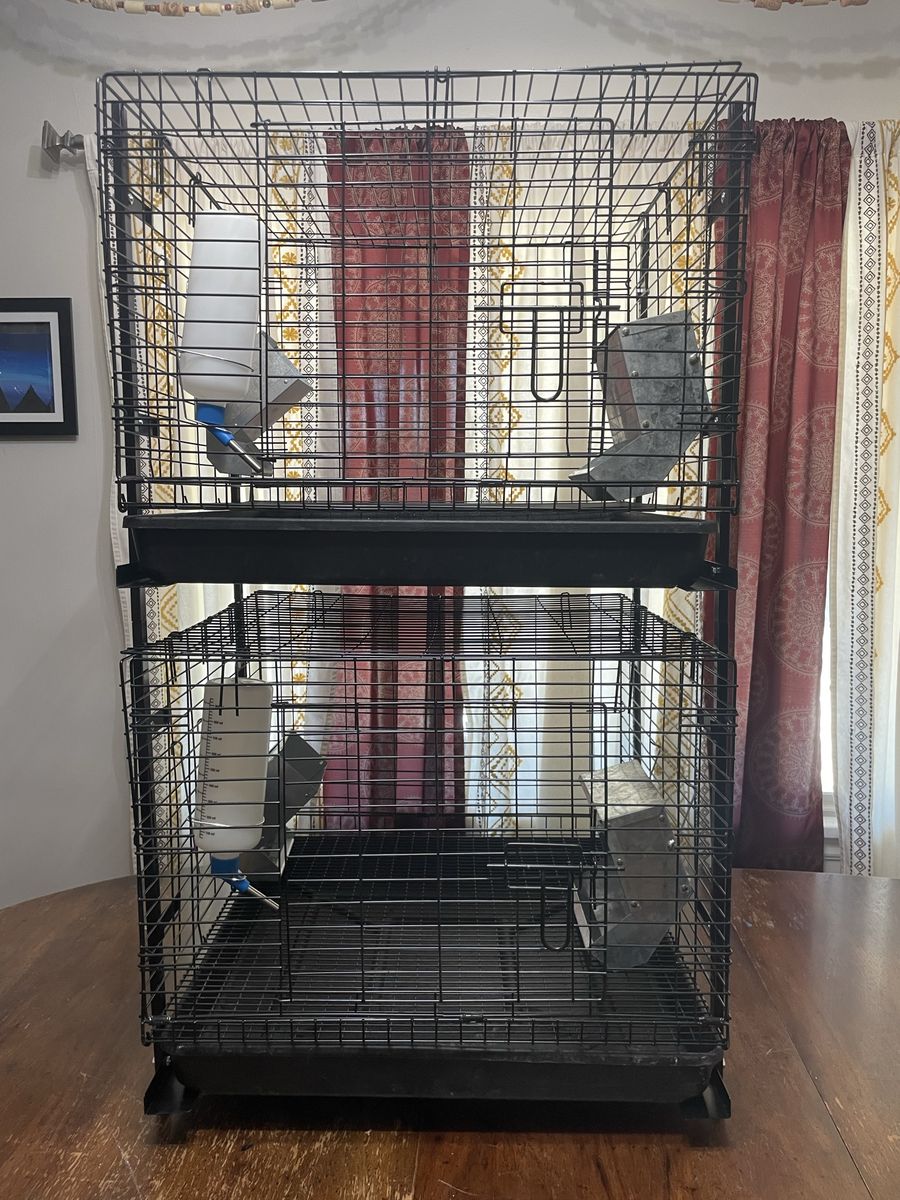 Stackable Rabbit Cages