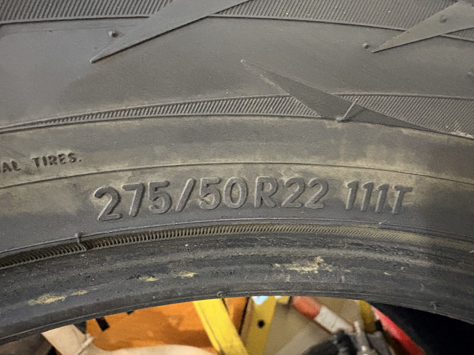 Toyo Observe G3-ice 275/50R22