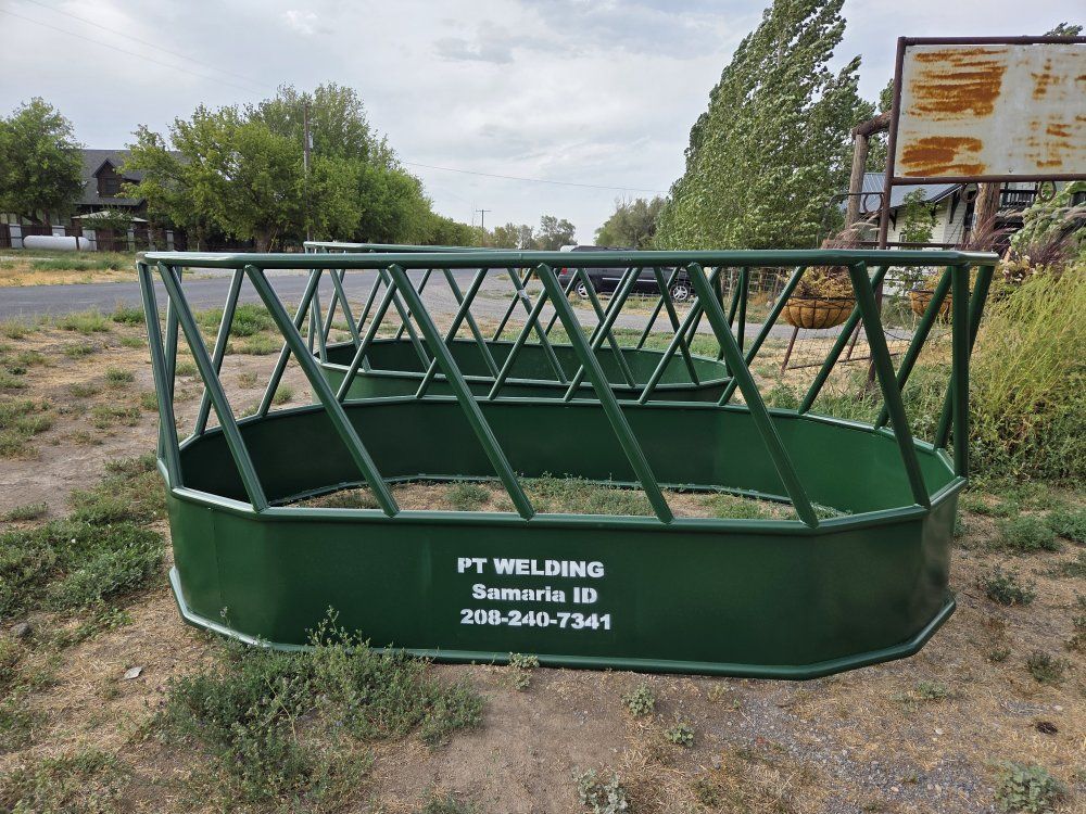 Hay Feeders 
