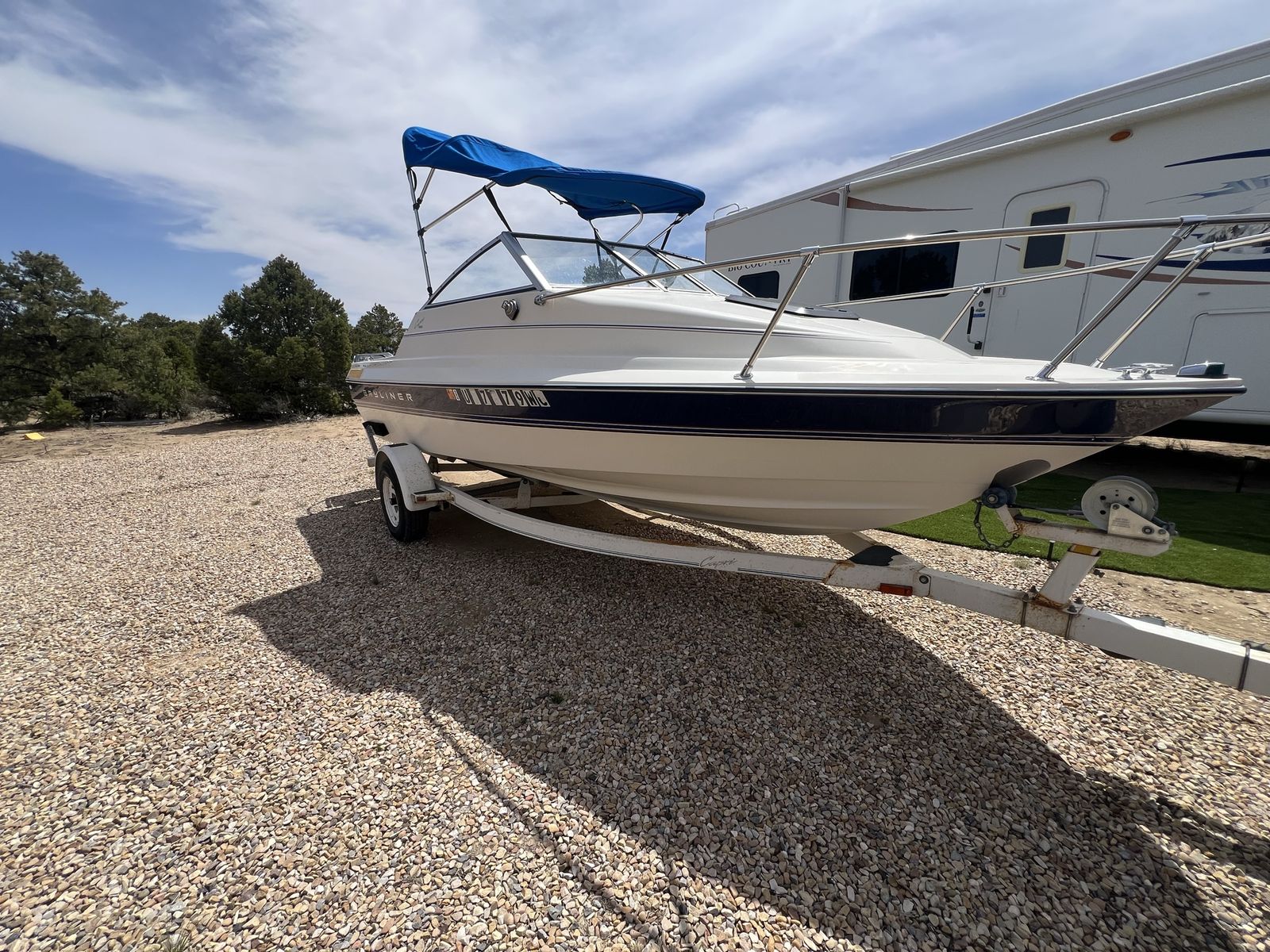 1995 Bayliner Cuddy Cabin 19.5’