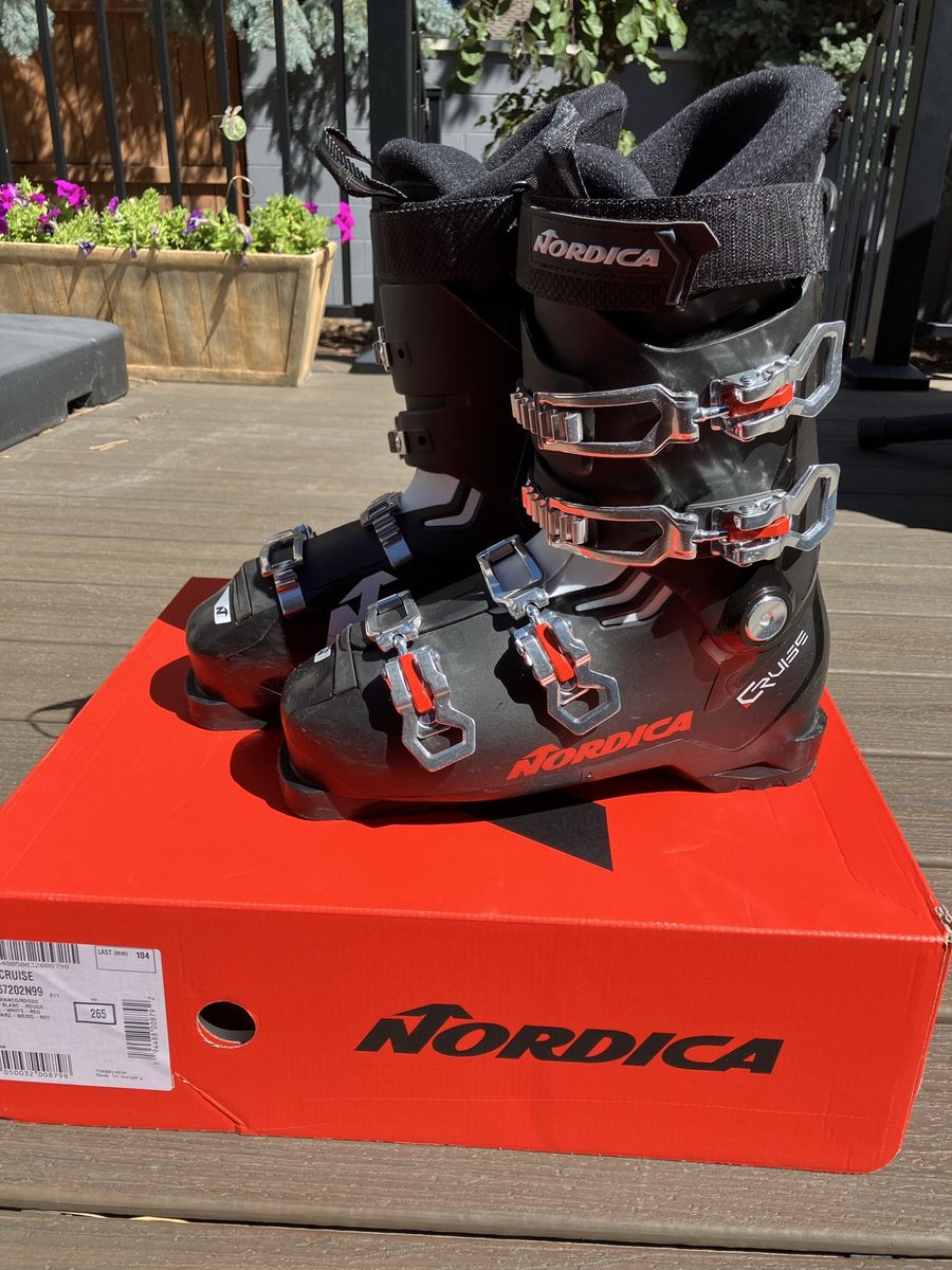 Nordica Cruise Ski Boots Black Red Size 26.5 Men’s