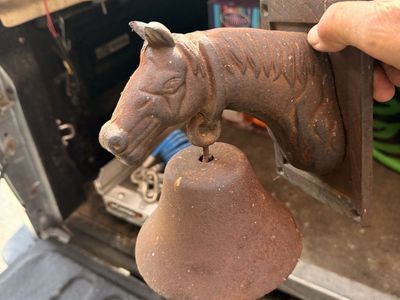 Vintage Cast Iron Horse Head Wall Mount Dinner Bell with Rope Pull