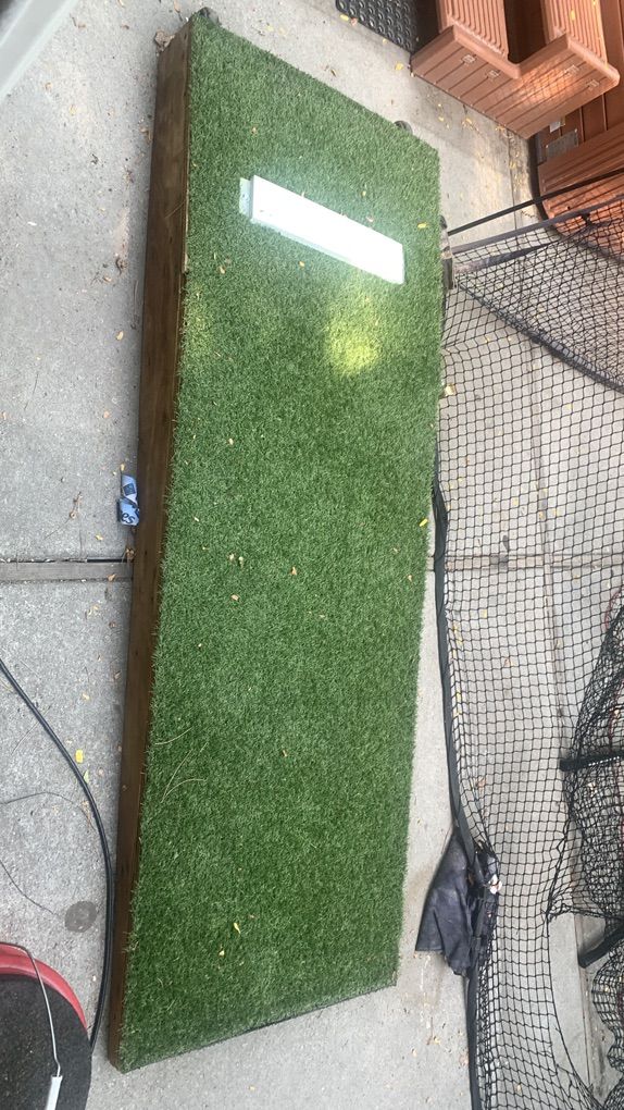 Portable Pitching Mound  7' X 30