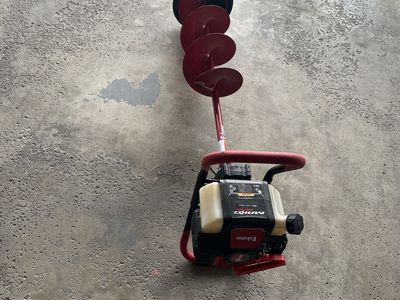 Eskimo Mako 43cc Gas Ice Auger 10-Inch