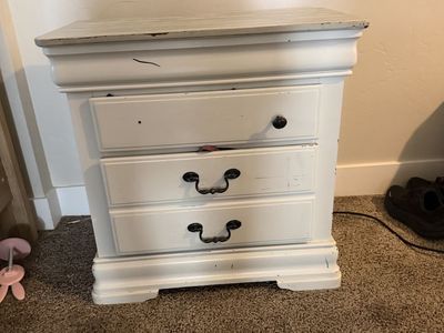 FREE- White Distressed Wooden Nightstand with 3 Drawers