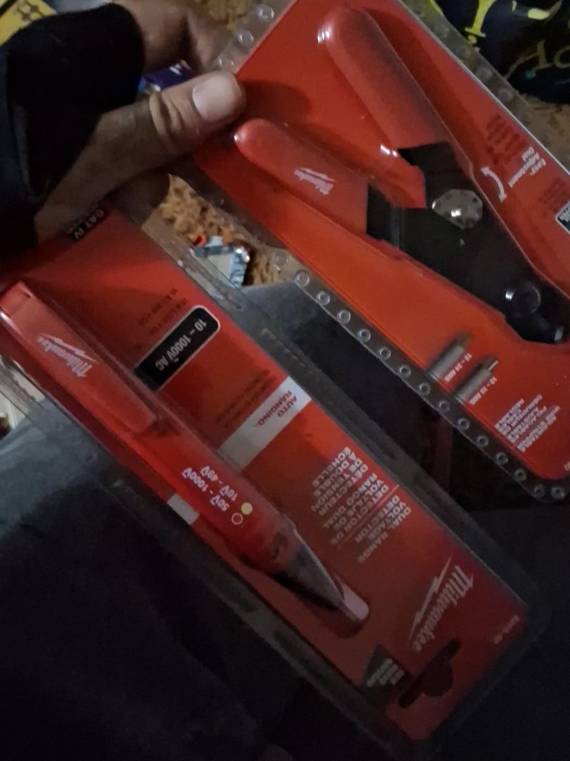 Milwaukee 2 peace tool set