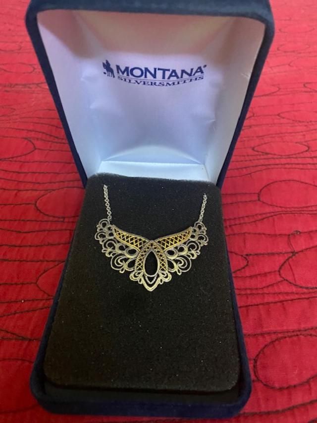 NIB Elegant Montana Silver Necklace/Jewelry in Original Case
