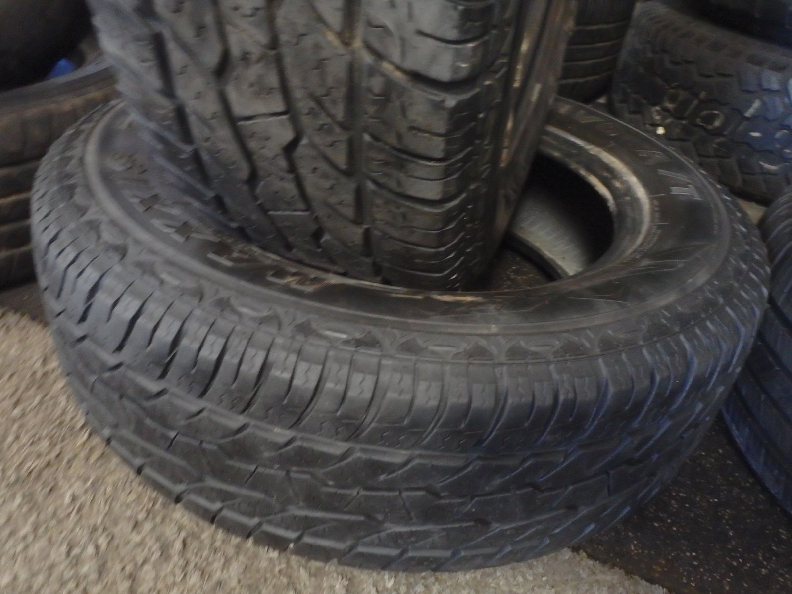 225/65R17 MAXIS BRAVO PAIR OF USED TIRES