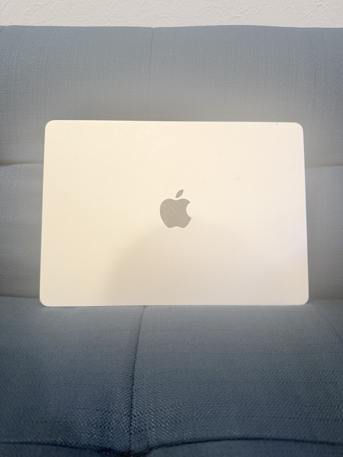 Macbook Air M2 2022