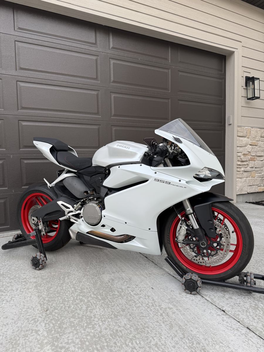 2019 Ducati Panigale 959 Arctic Silk White
