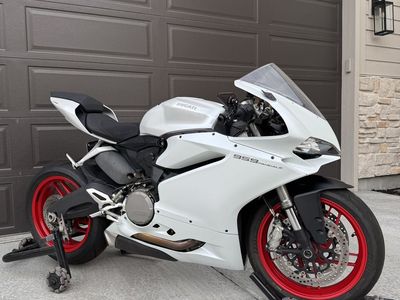 2019 Ducati Panigale 959 Arctic Silk White