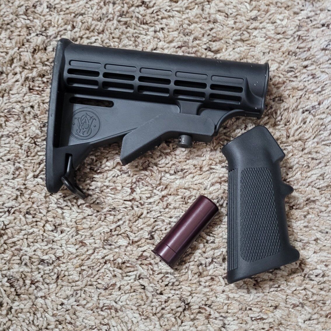 Smith and wesson buttstock and pistol grip