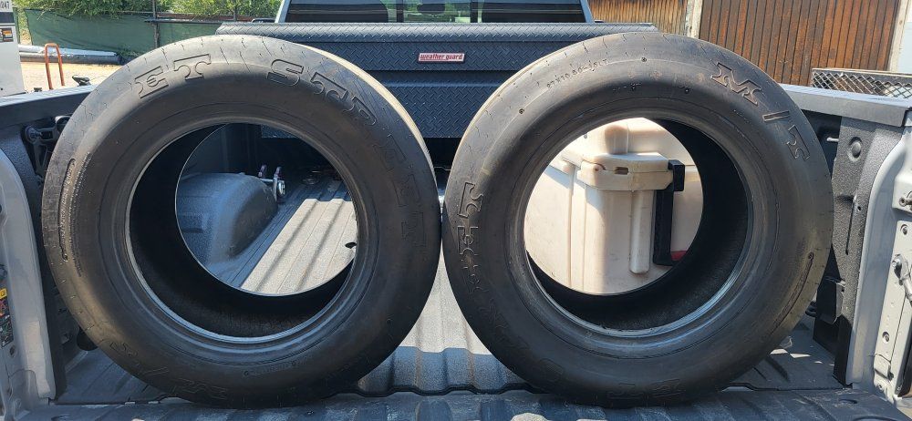 Mickey Thompson ET Street S/S Tires - Pair (27x10.50-15LT) 