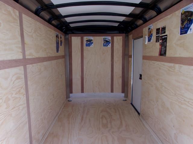 Main image 6