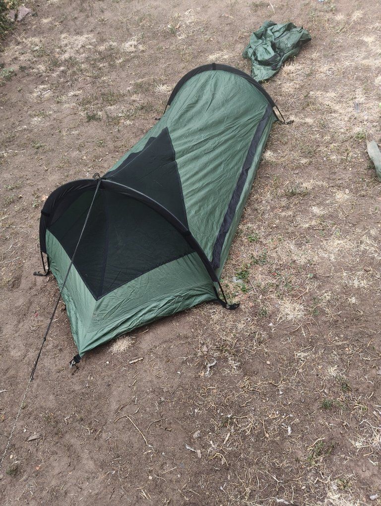 1p backpacking tent - one person bivy style